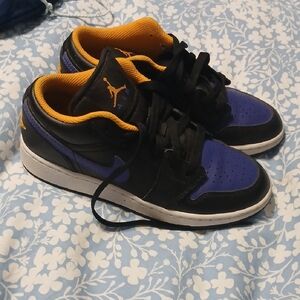 Men's Black and Blue Sneakers